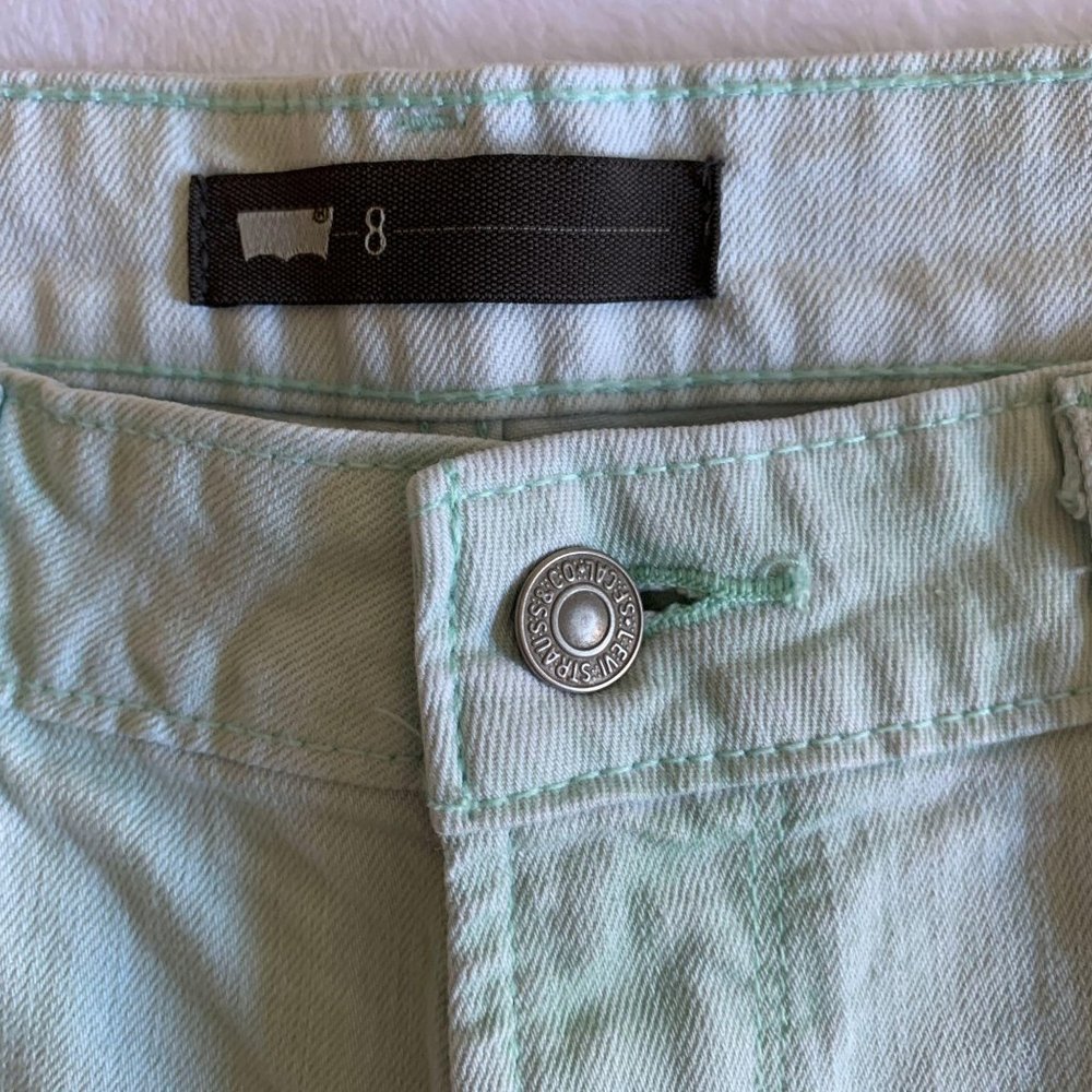 Levi’s Denim Shorts Size 8 Green Tie Dye 9″ Rise - Picture 4 of 4